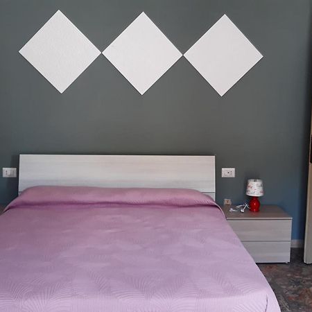 Casa Vacanza Le Due Stelle San Romano  ภายนอก รูปภาพ