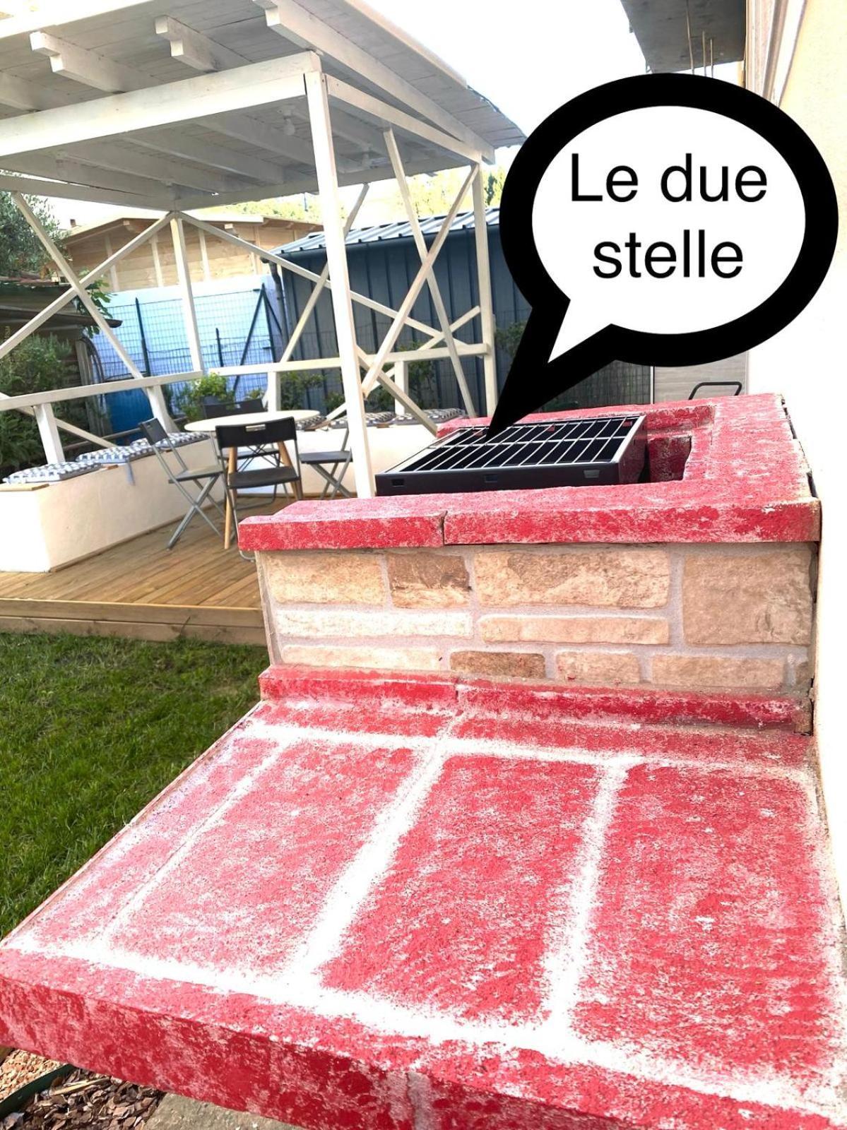 Casa Vacanza Le Due Stelle San Romano  ภายนอก รูปภาพ