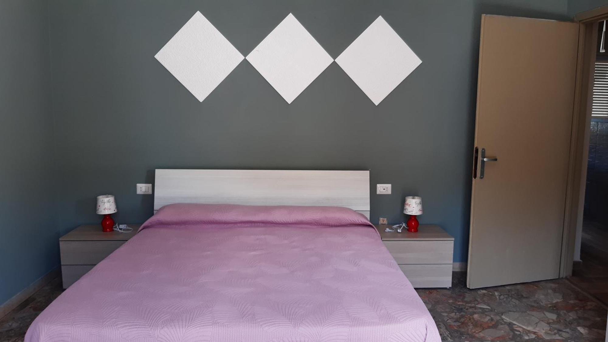 Casa Vacanza Le Due Stelle San Romano  ภายนอก รูปภาพ